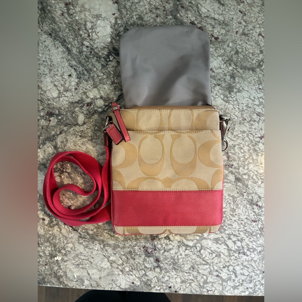 Coach Beige and Pink Crossbody Bag - Picture 10 of 16
